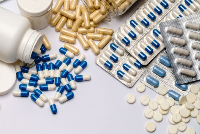 Capsules, cans, blisters Capsules, cans, blisters