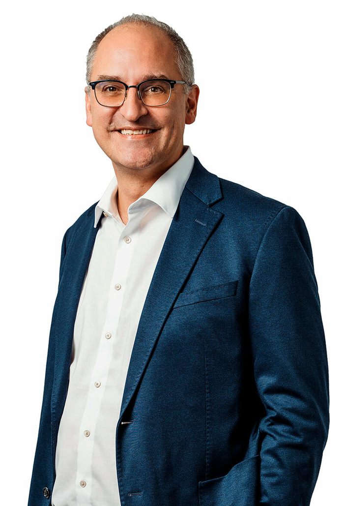 Philipp Ziehr, CEO Philipp Ziehr, CEO